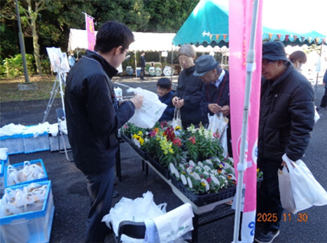 コンポスト・花苗配布