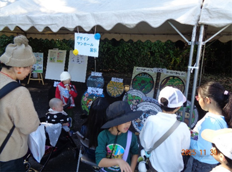 デザインマンホール展示